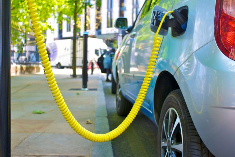 Image for the Tweet beginning: Is Phasing Out Petrol and