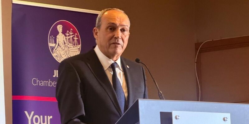 Image for the Tweet beginning: Chief Minister @lyndonfarnham spoke at